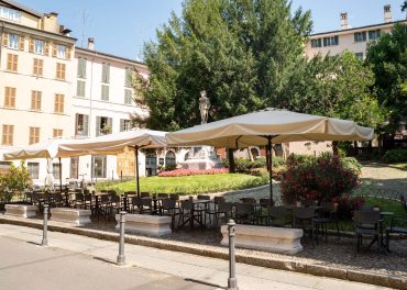 Piazza Tito Speri