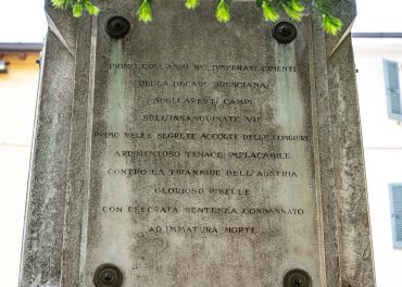 Iscrizione sulla Statua a Tito Speri