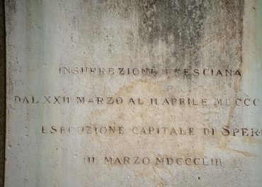 Iscrizione sulla Statua a Tito Speri